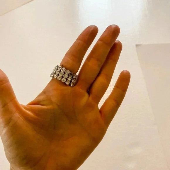 Crystal Bling Ring - Picture 5 of 9